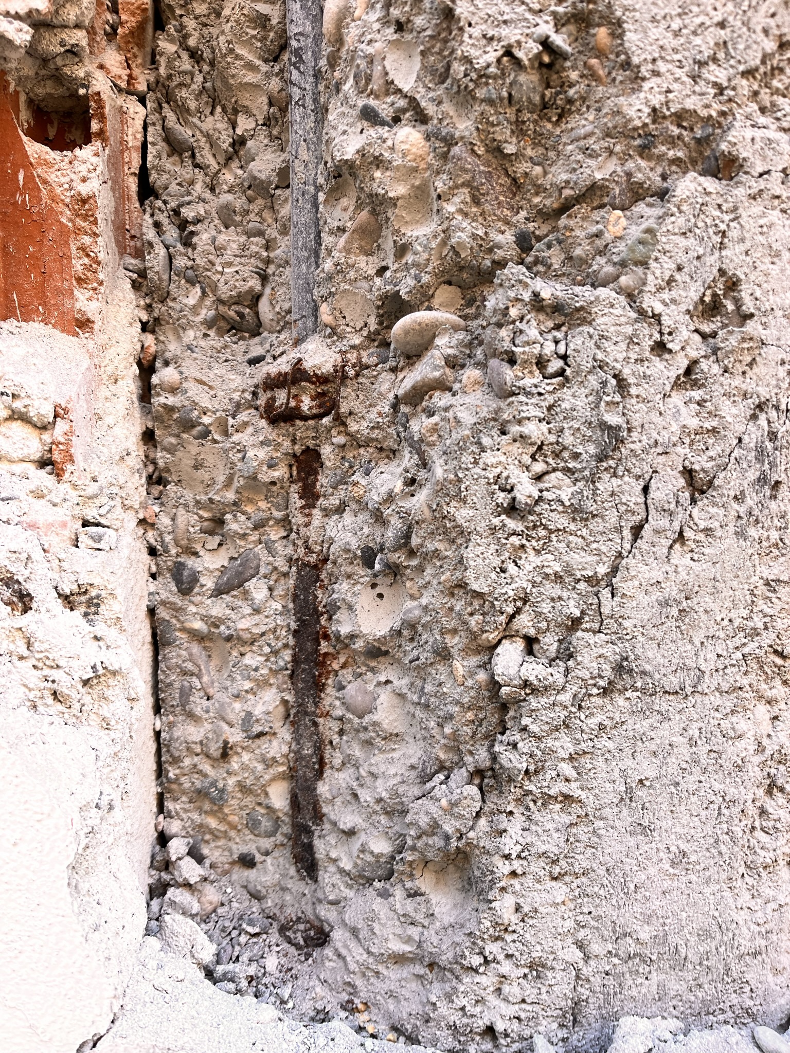 Corroded bars — image 3
