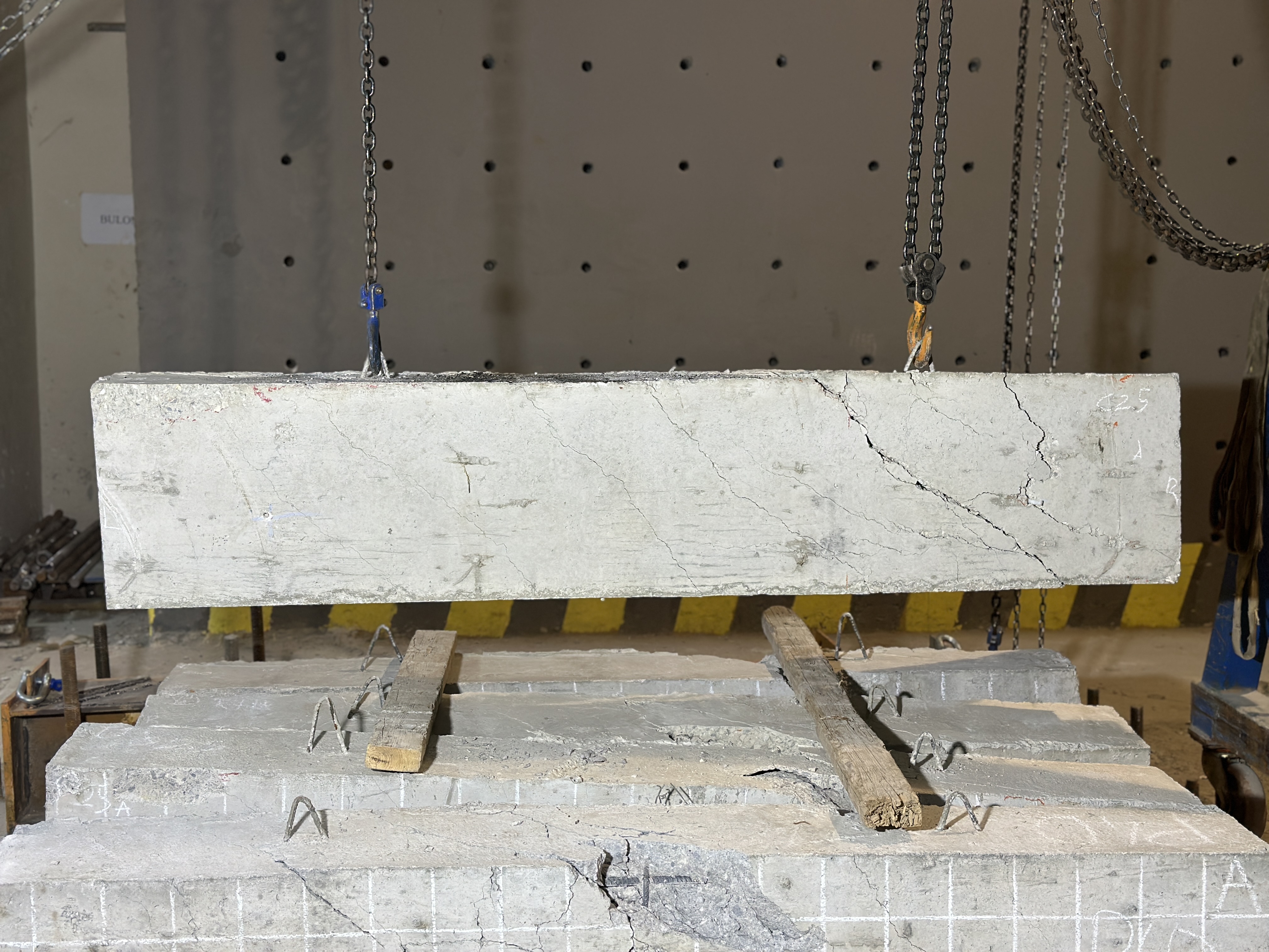 Crack Patterns — image 2