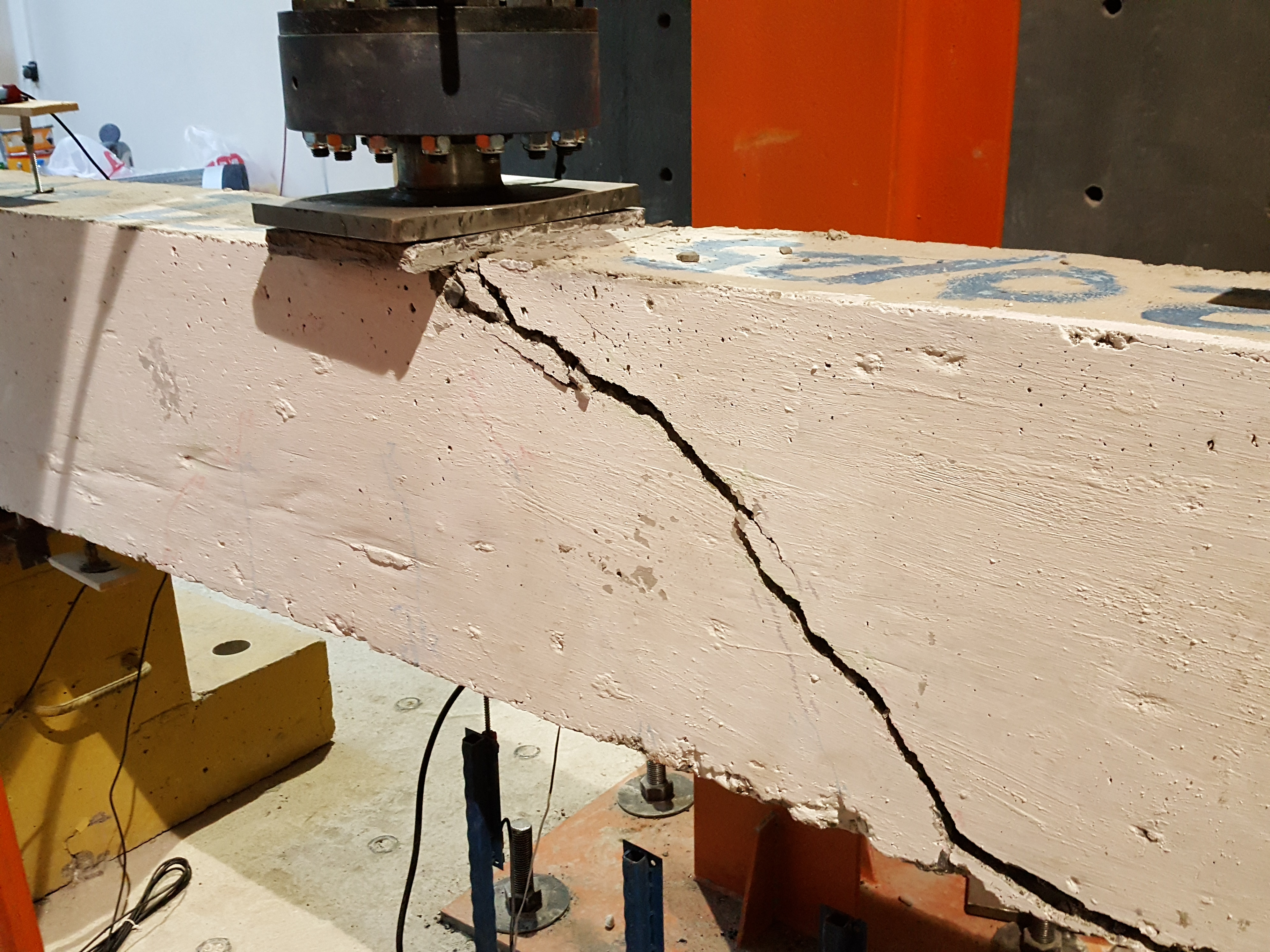 Crack Patterns