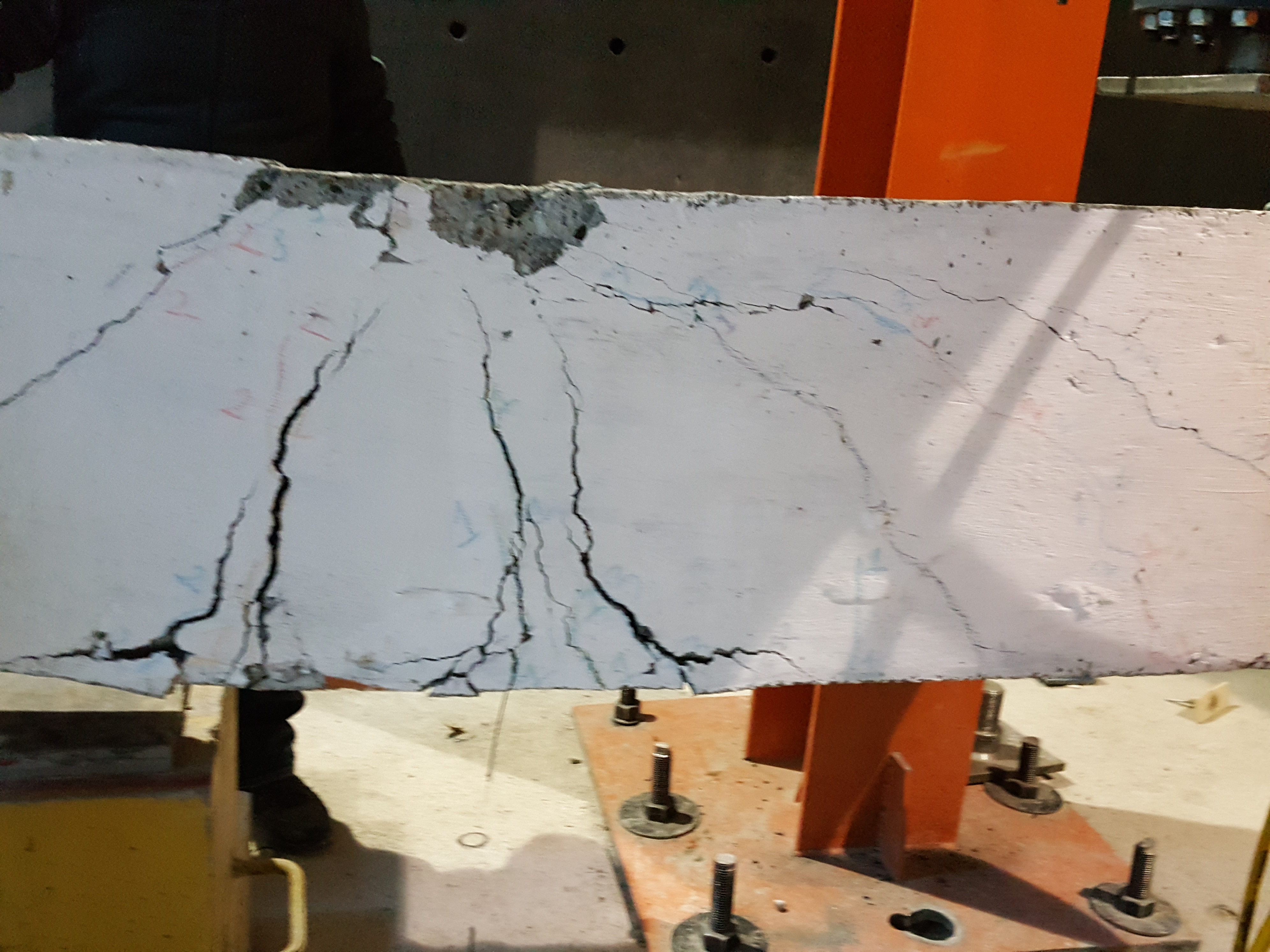 Crack Patterns — image 15